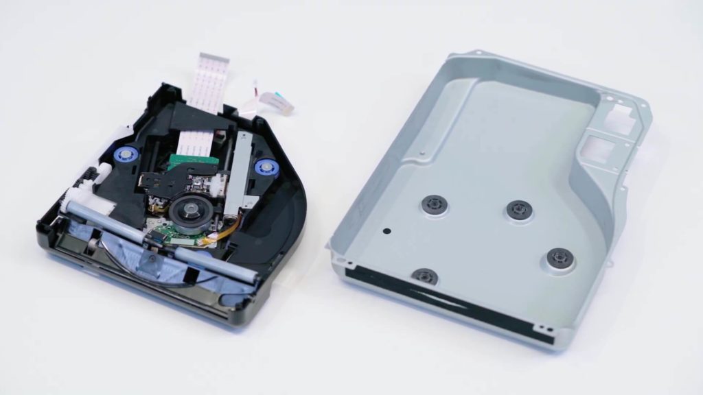 PS5 teardown - UHD Blu-Ray Drive Opened Up