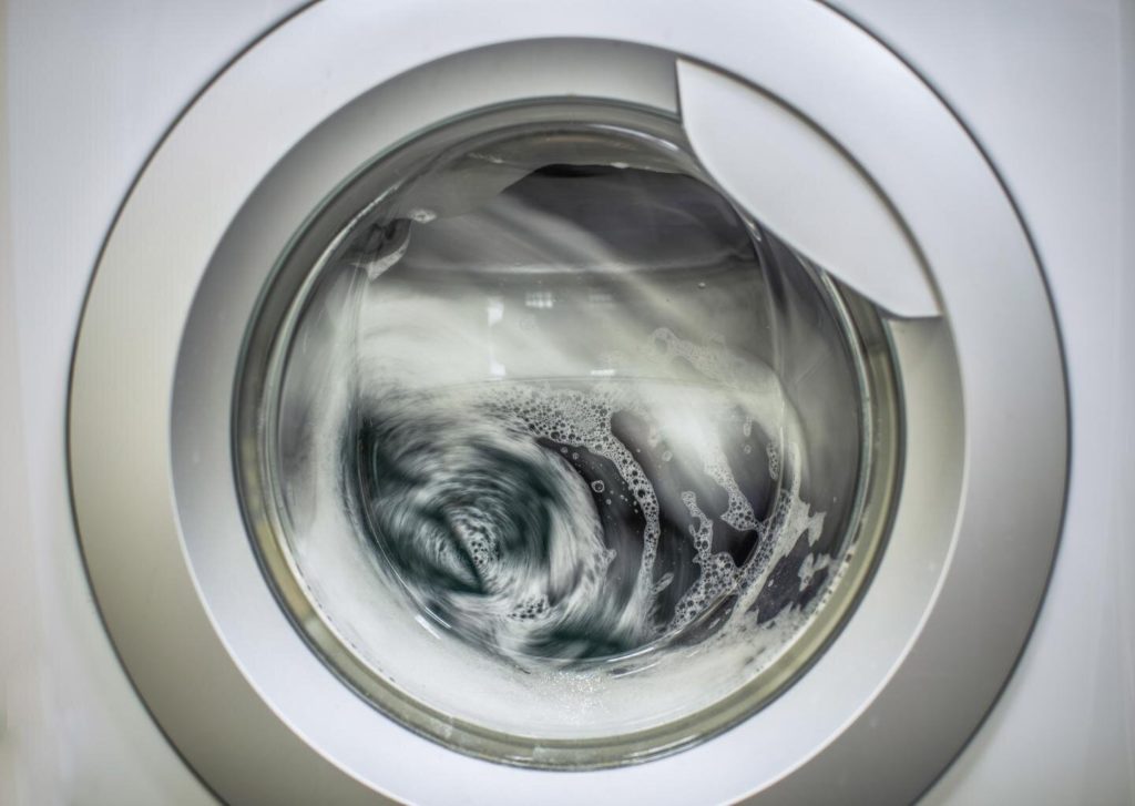 Environment News: Wearing Clothes Could Release More Microfibers than Washing Them