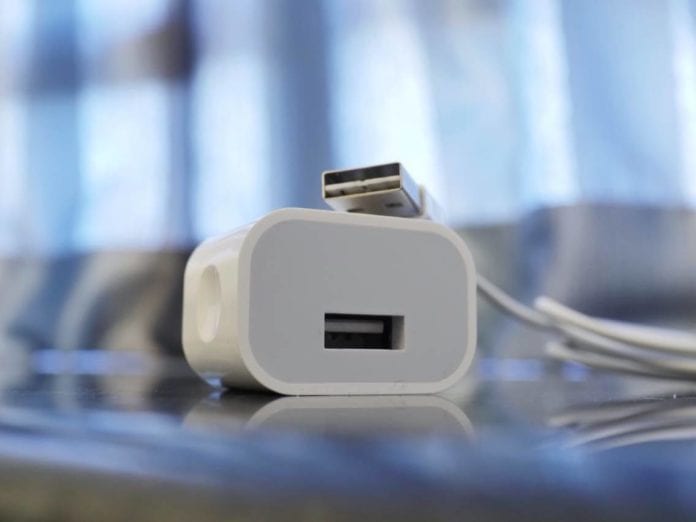 Fake Apple Charger. Courtesy: Cult of Mac